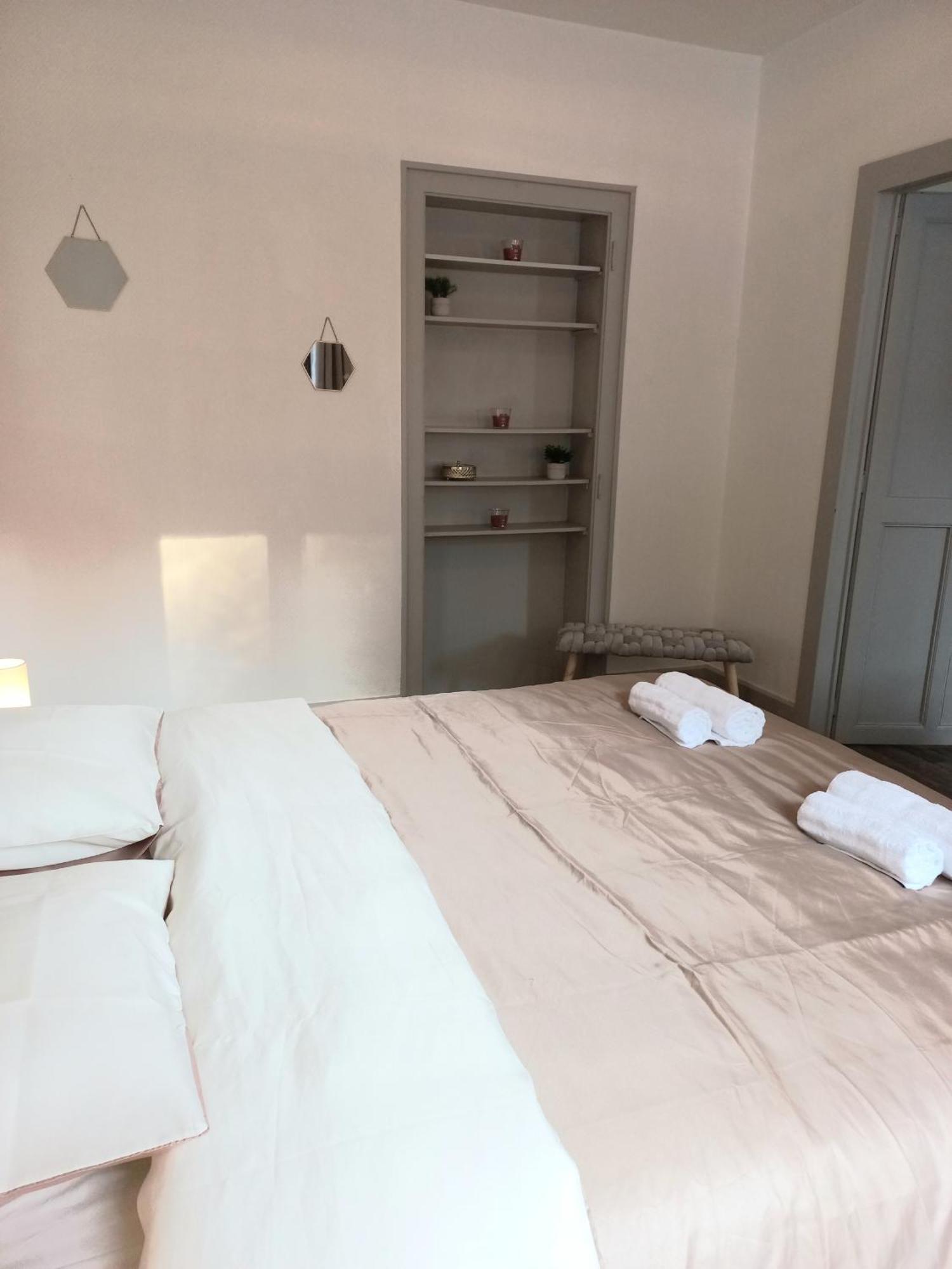 Appartement Les Iris, Au Calme, Proche Du Centre Remiremont Kültér fotó